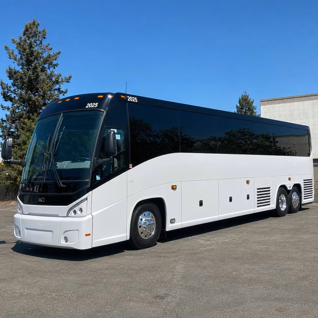browse long distance charter bus options for murrieta corporate and conference travel